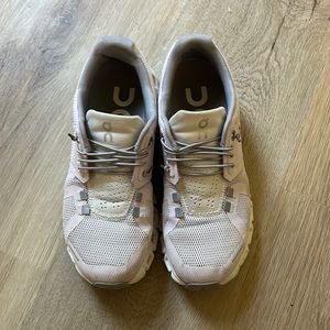 Cloud 5 style On shoes